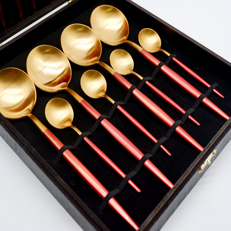 Talheres Korea Luxo Vermelho e Dourado - 16 peças com estojo